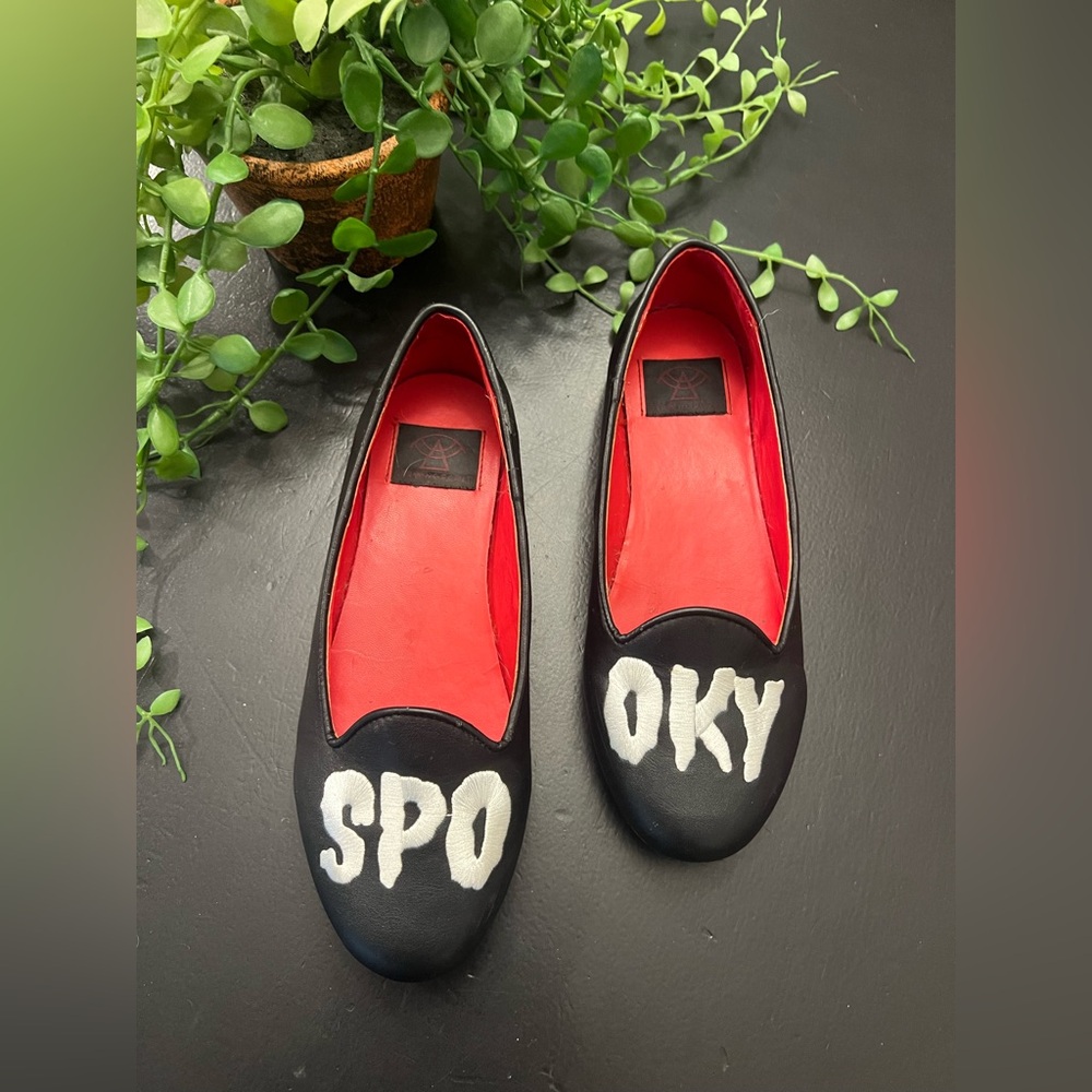 Strange Cvlt Cult Lydia SPOOKY Halloween Horror Gothic Punk Flats Shoes Size 6 - Picture 3 of 16